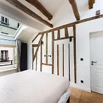 Appartement Place Des Vosges, Marais Bastille